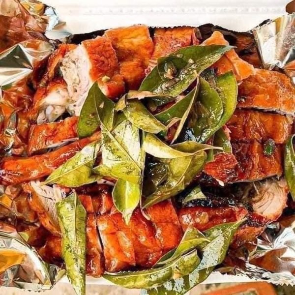 z5532323398909_9b9febc9ba47a991bce2efeaafce8d29-600x600